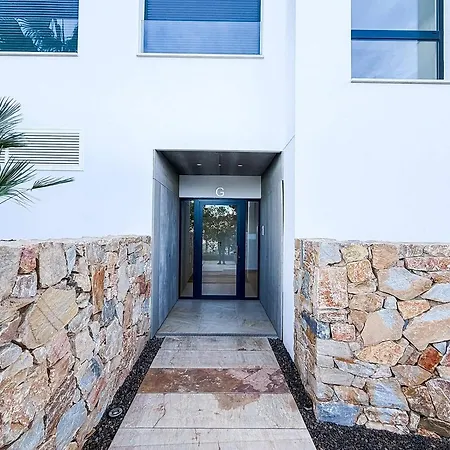 Apartman 2-bed With Beautiful Views *
