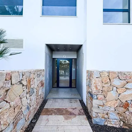 2-bed With Beautiful Views Apartamento *